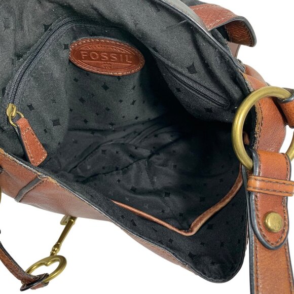 Vintage FOSSIL Crossbody Flap Saddle Bag Black/Brown Leather w/ Key Charm NICE - Picture 10 of 14